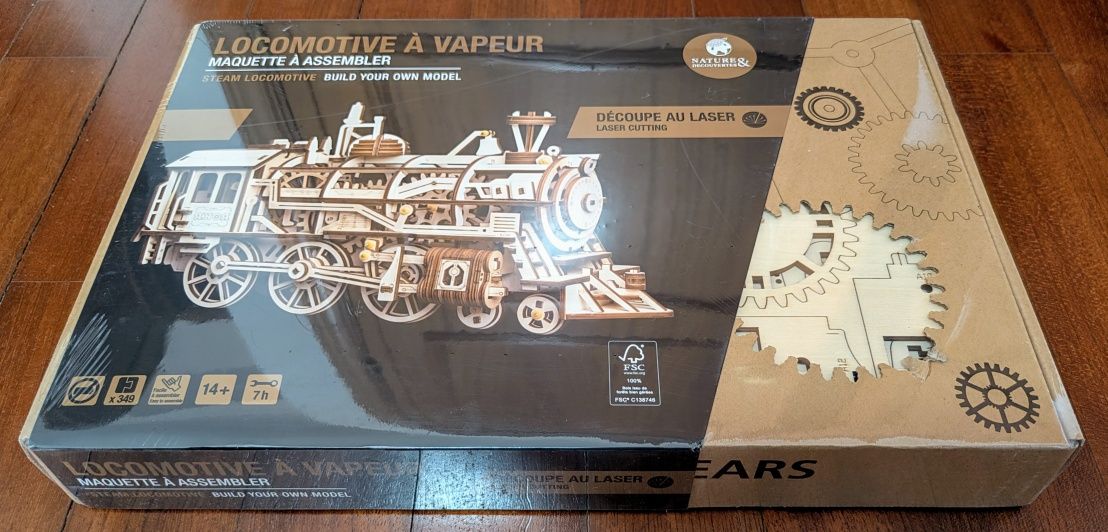 Maquete de locomotiva a vapor