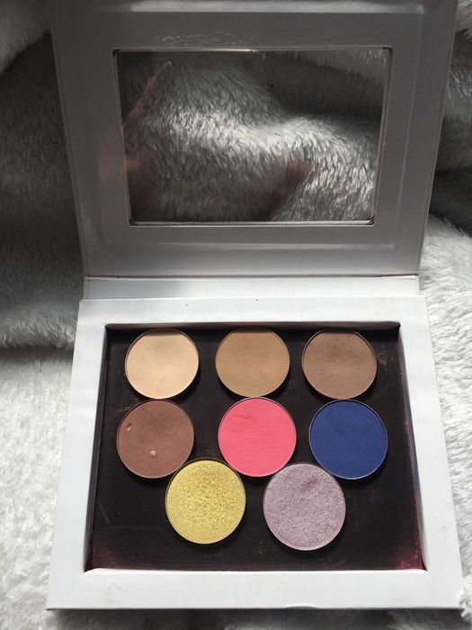 cienie glamshadows i paleta magnetyczna glambox marki GlamShop