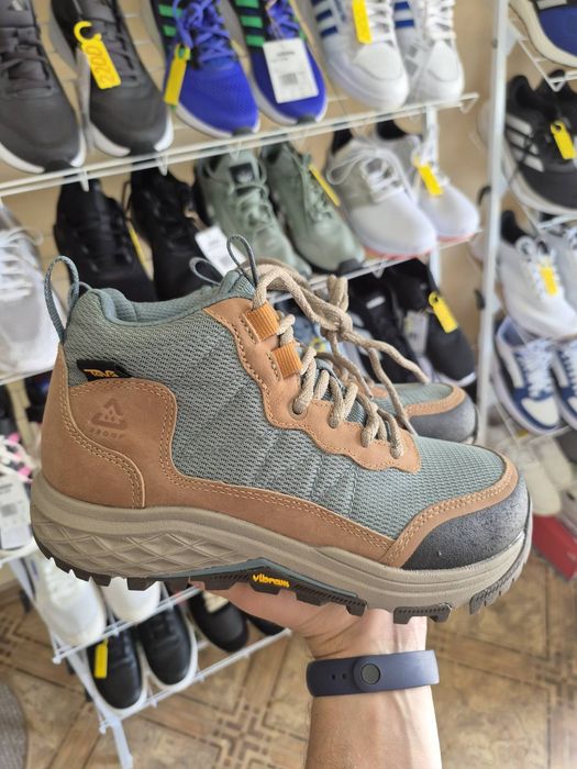 Жіночі трекінгові кроссівки TEVA RIDGEVIEW MID(Оригінал)36,5-22,5см.