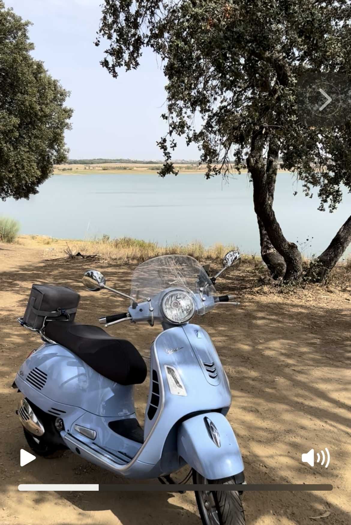 Vespa (Piaggio) 300 STS impecável