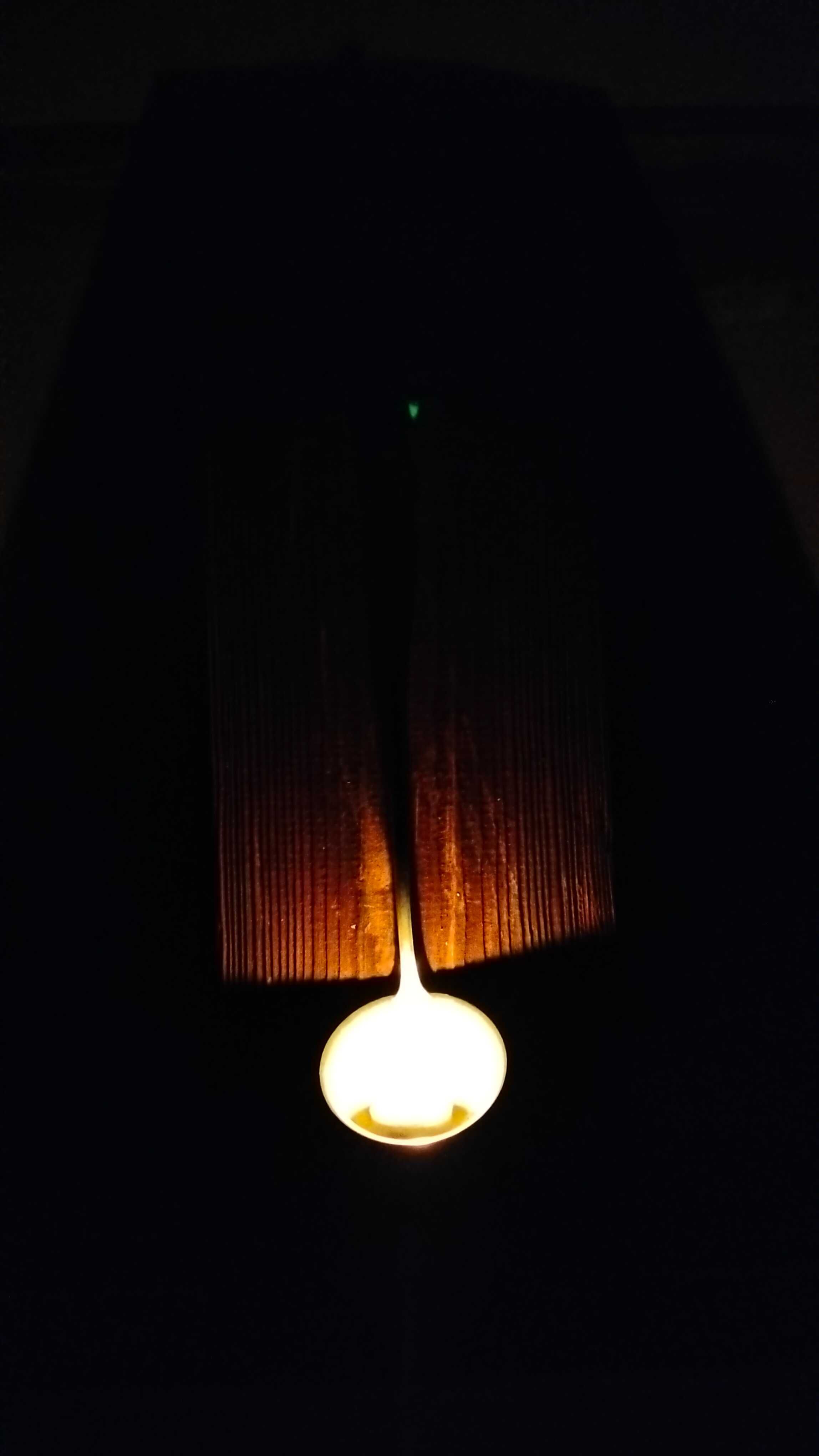 świecznik na bazie starej deski ze stodoły