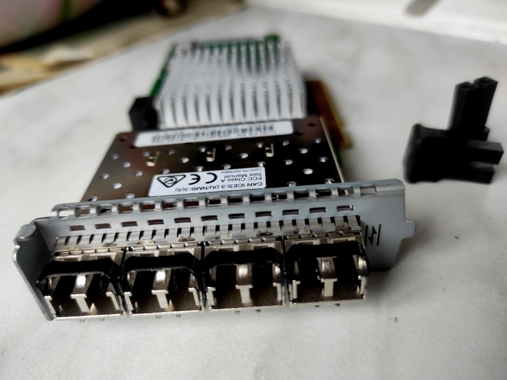 Контроллер IBM 8GB FC 4 PORT HOST INTERFACE 00MJ027 ZZ 00MJ028