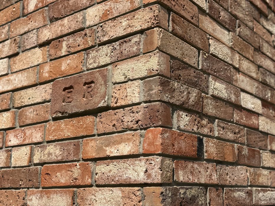 Płytki ceglane, lica cegły, płytki z cegły rozbiurkowej, cegła cięta ,