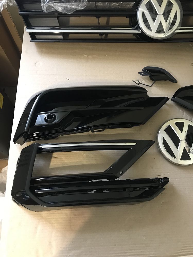 Накладка на бампер R line VW Tiguan нова!