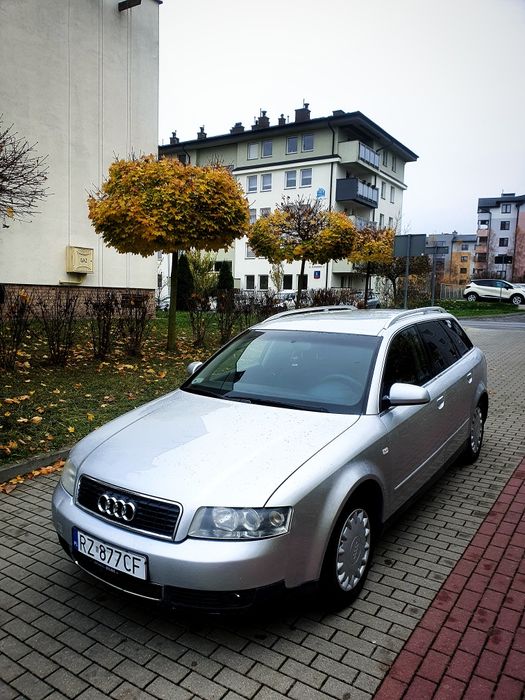 Audi A4 B6/1.6 benzyna+LPG!/Klimatyzacja/Hak/Czujniki parkowania