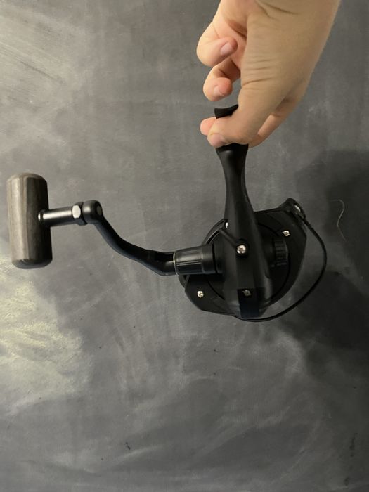 Kołowrotek Black Pit 6000 SPRO