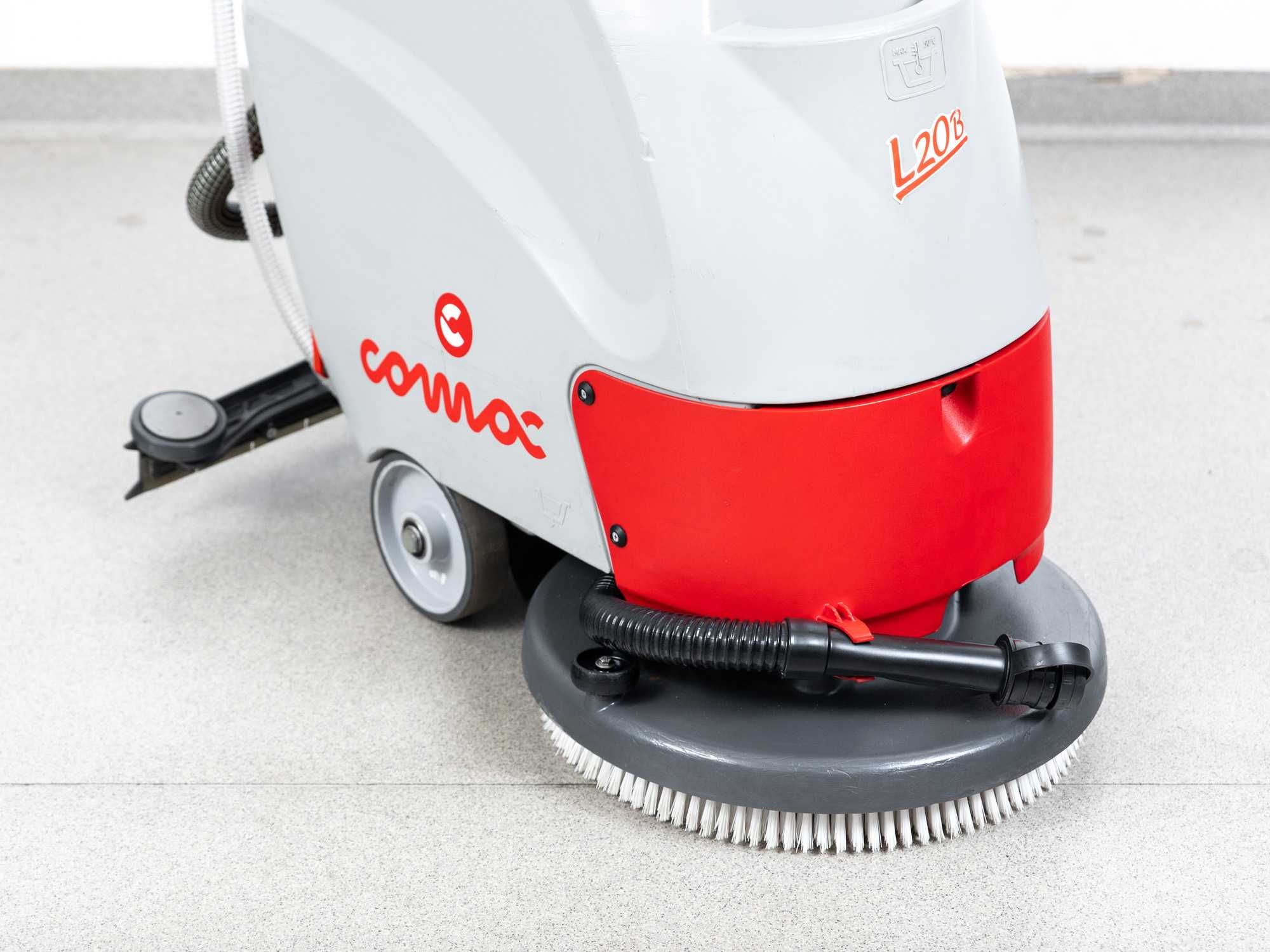Szorowarka Comac L20 B NOWE BATERIE SONNENSCHEIN 916mth 6000 netto