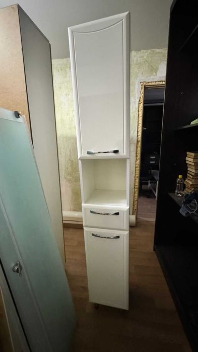 Продам пенал для ванної кімнати