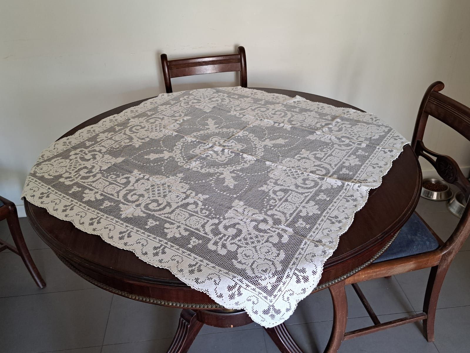 Toalha de mesa em filet