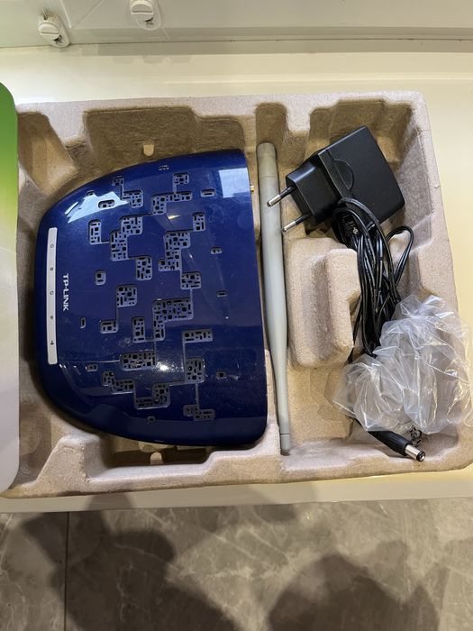 Усилитель безпроводного стгнала TP-Link TL-WA730RE