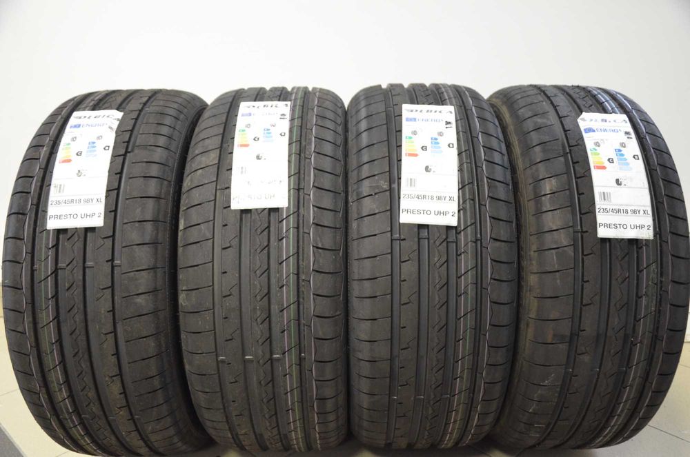 ROK 2025, 235/45 R18 Dębica UHP 2 XL Komplet