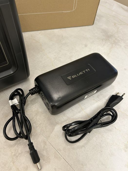 Bluetti eb70 зарядна станція
