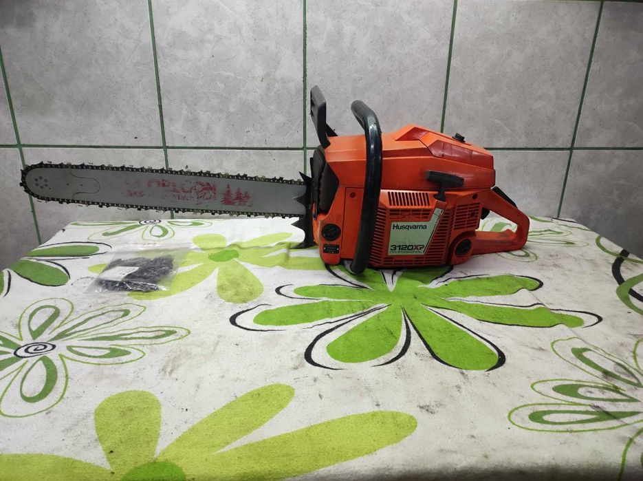 Pilarka spalinowa HUSQVARNA 3120XP łańcuchowa piła 70cm