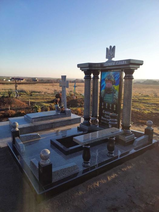 Гранітні пам"ятники для ЗСУ знижка -20%