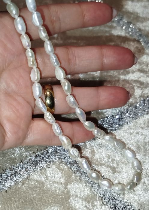Colar de pérolas barrocas água doce