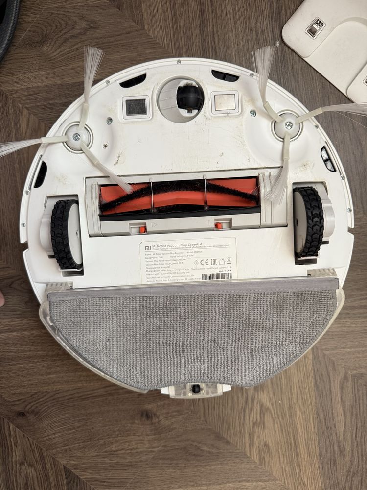 Продається робот-пилосос Xiaomi Mi Robot Vacuum Mop Essential