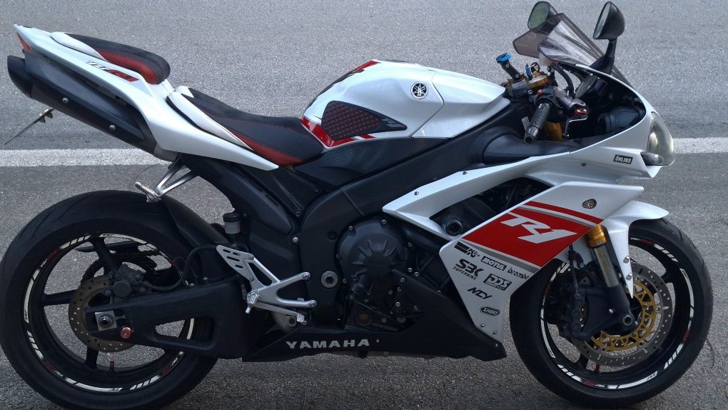 Yamaha yzf R1 2008