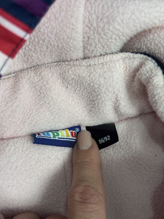 Комбінезон для дівчинки.