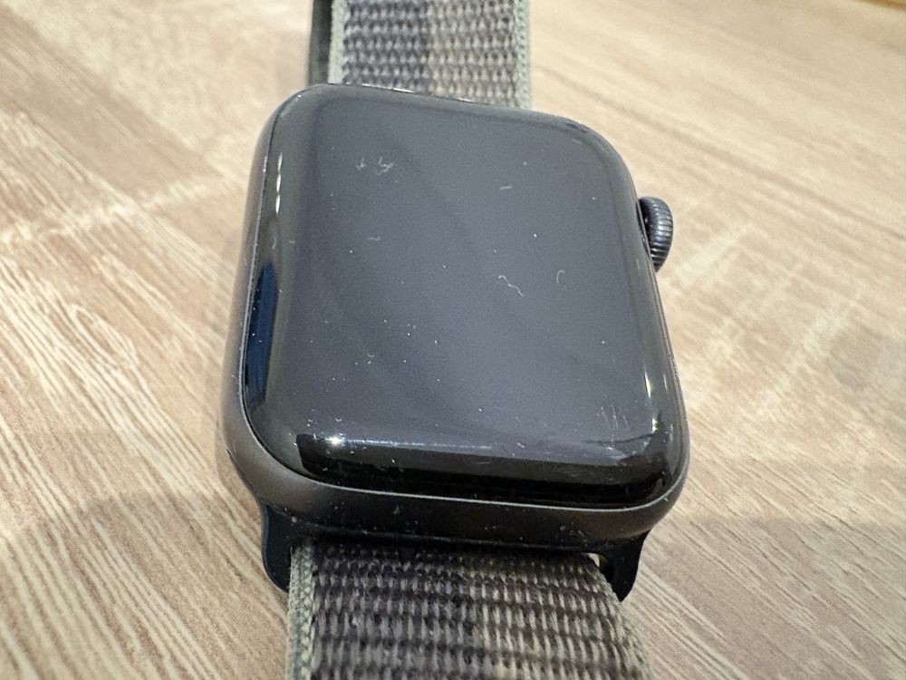 Apple Watch SE 2020