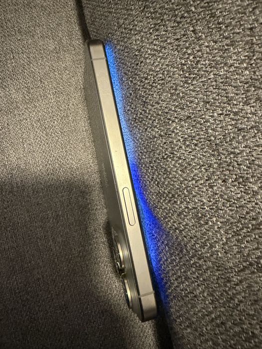 Iphone 15 pro ecran trocado