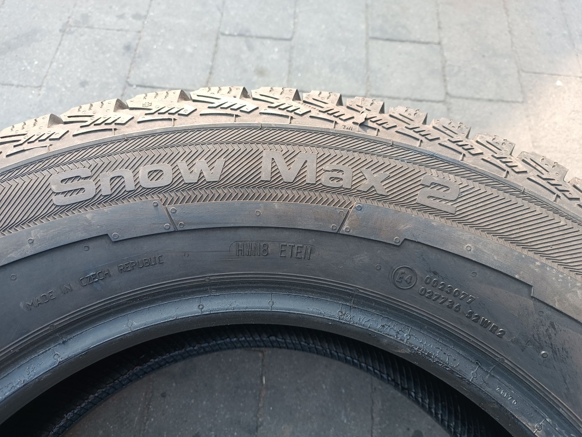 215/75R16C Uniroyal Snow Max 2 opona pojedynka