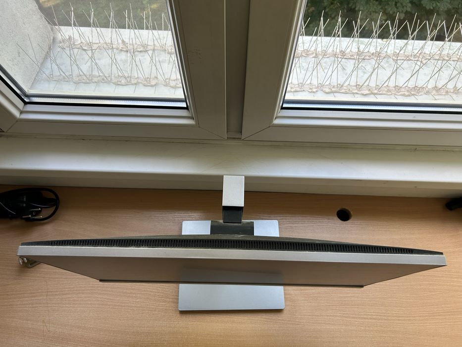 Monitor HP E223 – 21,5” Full HD