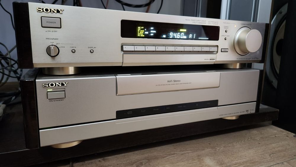 SONY ES + VHS SLV-825 ES  złoty