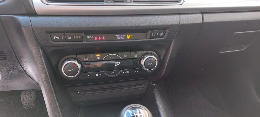 Mazda 3 1.5D Skyactive