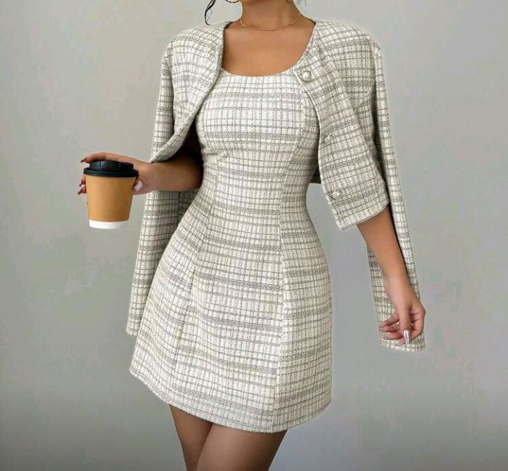 Conjunto vestido e casaco