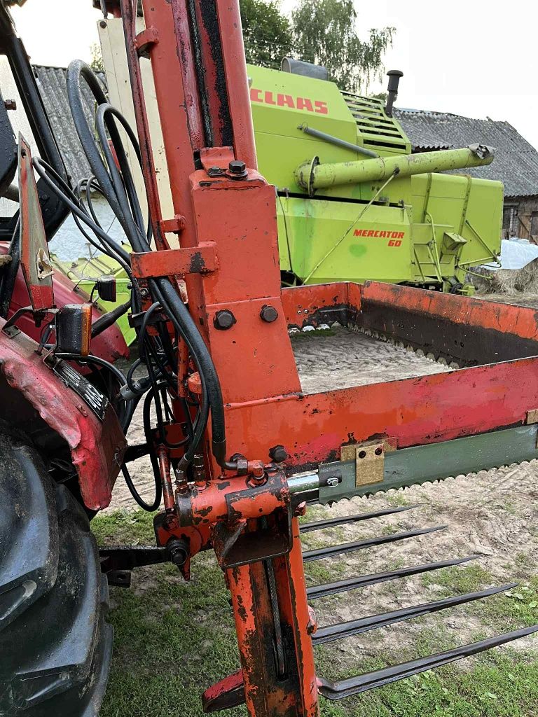 Sprzedam rozsiewacz nawozu Vicon oraz wycinak kukurydzy, kiszonki
