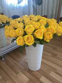 Троянди латексні, кали і тюльпани