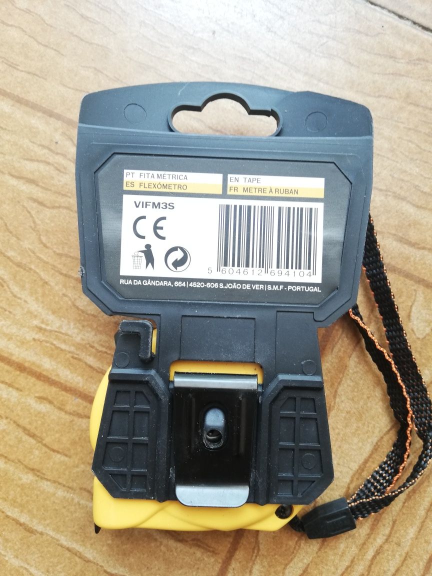 Ferramentas Vito máquina Rebitar PROFESSIONAL e Fita métrica NOVAS