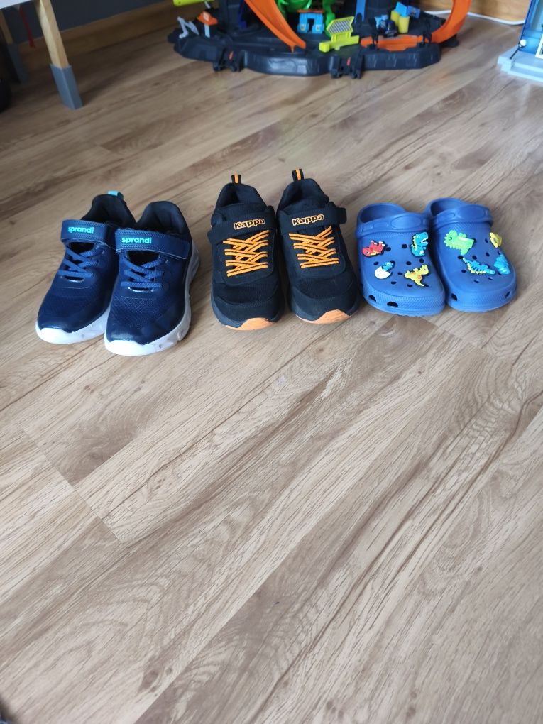 Buty 32 adidasy crocsy