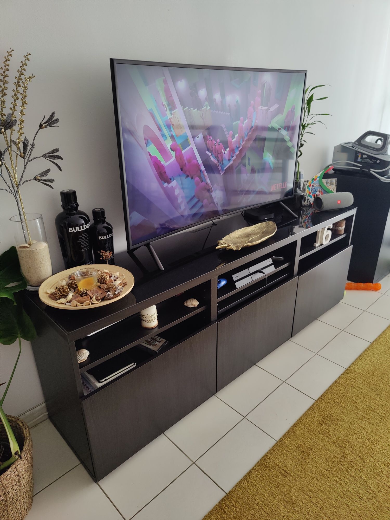 Móvel TV Ikea preto