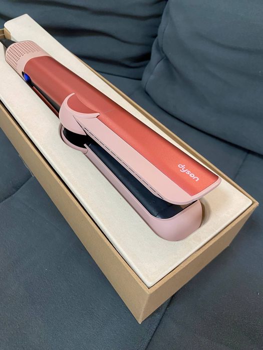 Dyson Airstrait випрямляч