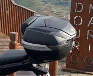 Vendo top case givi V47