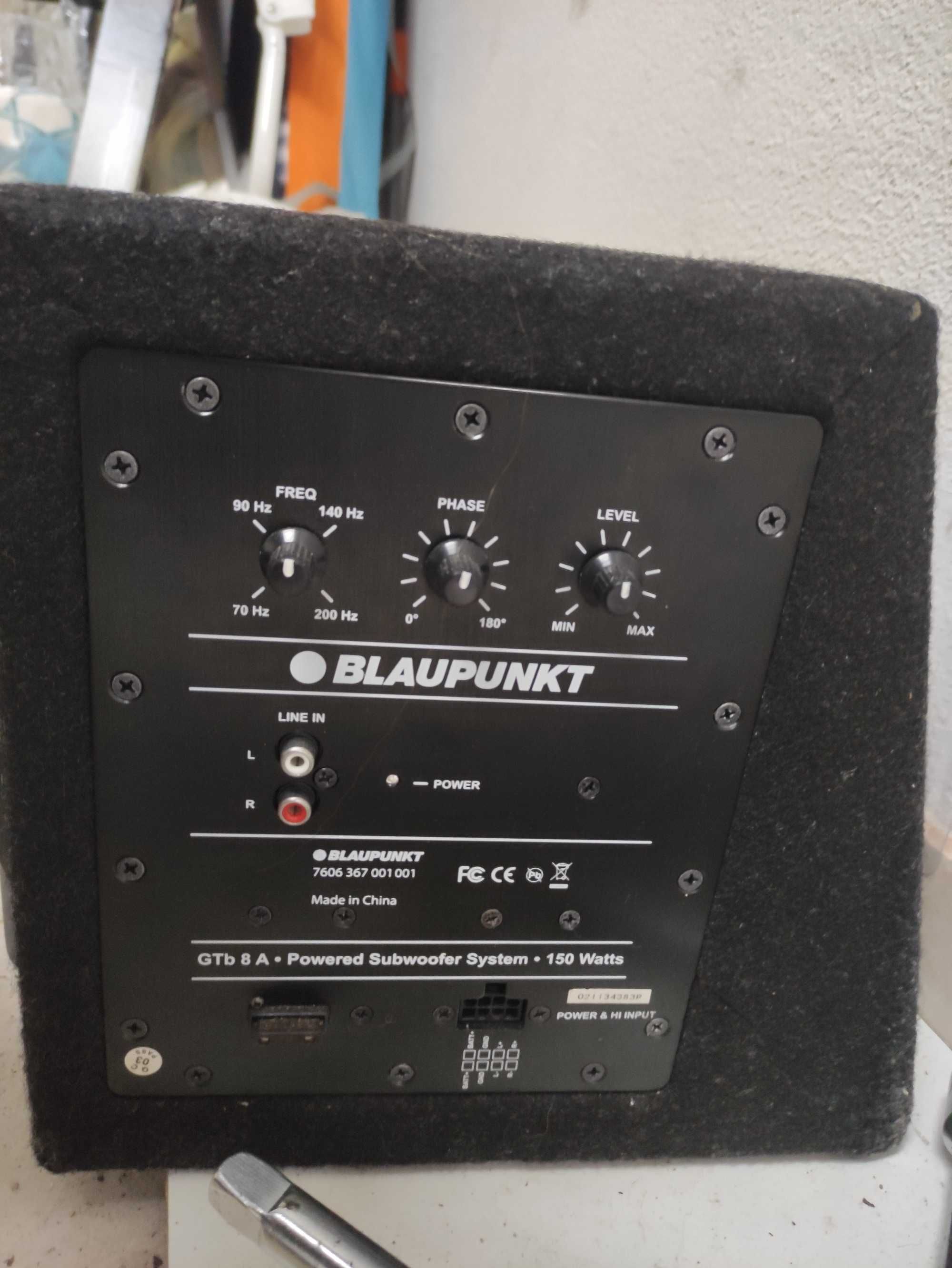 Subwoofer Blaupunkt com amplificador incorporado - 150Watts