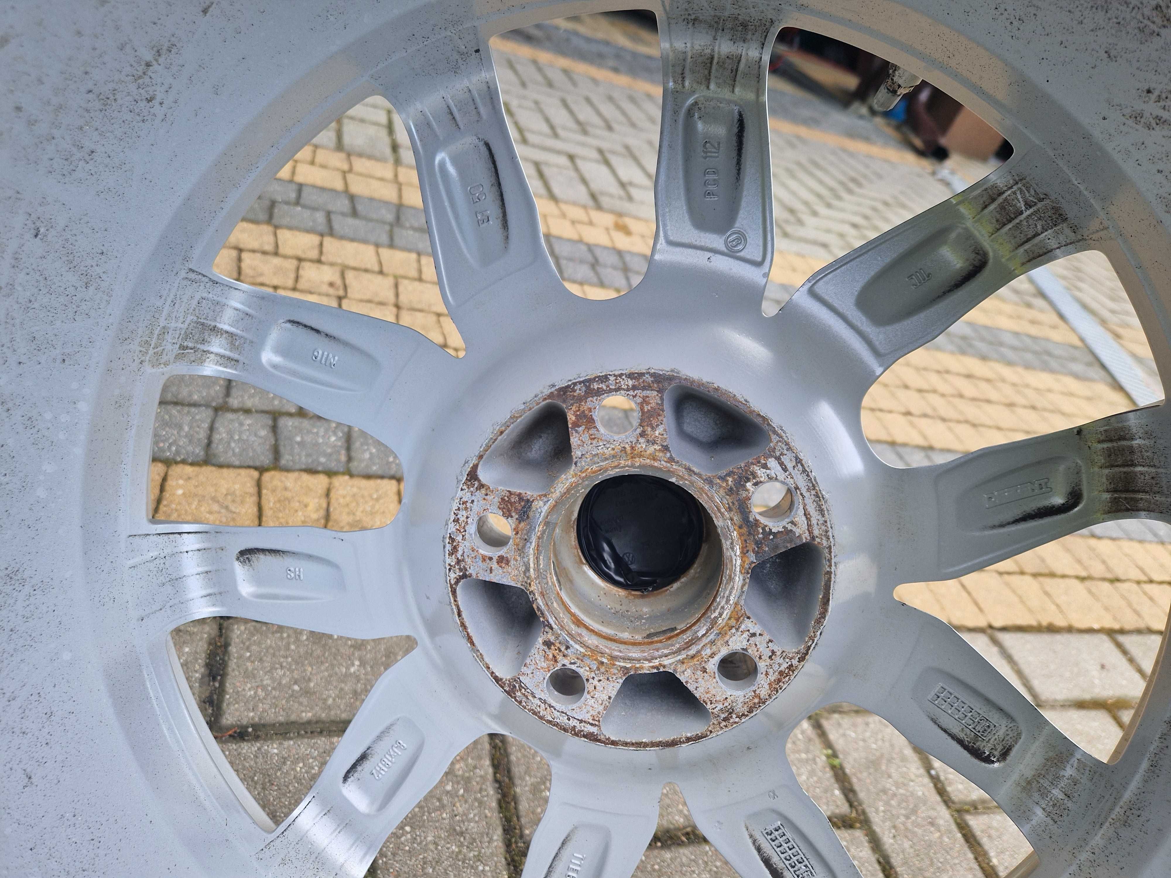 Felgi aluminiowe Koła volkswagen 18" 5x112 opony gratis