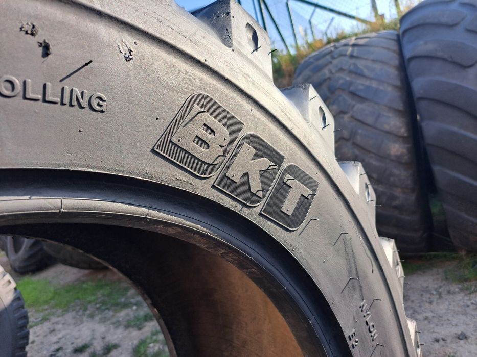 Opona 400/70-24 ( 16/70-24 ) BKT 14PR EM 936 #