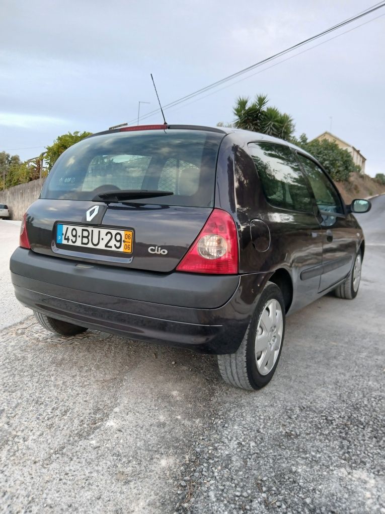 Renaul clio de 2006 1.5 dci estimado