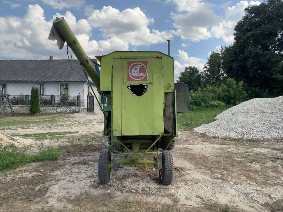 Комбаїн клас космос