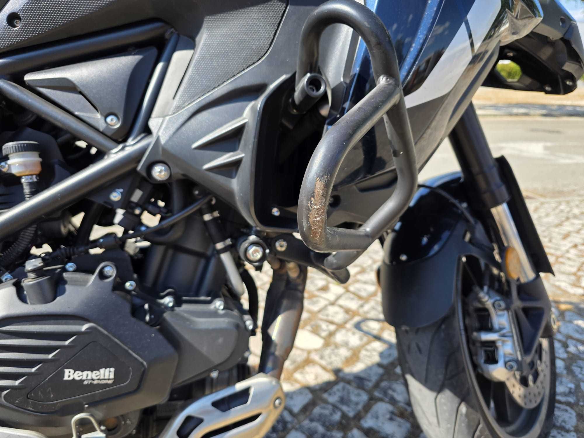 Mota Benelli TRK 502