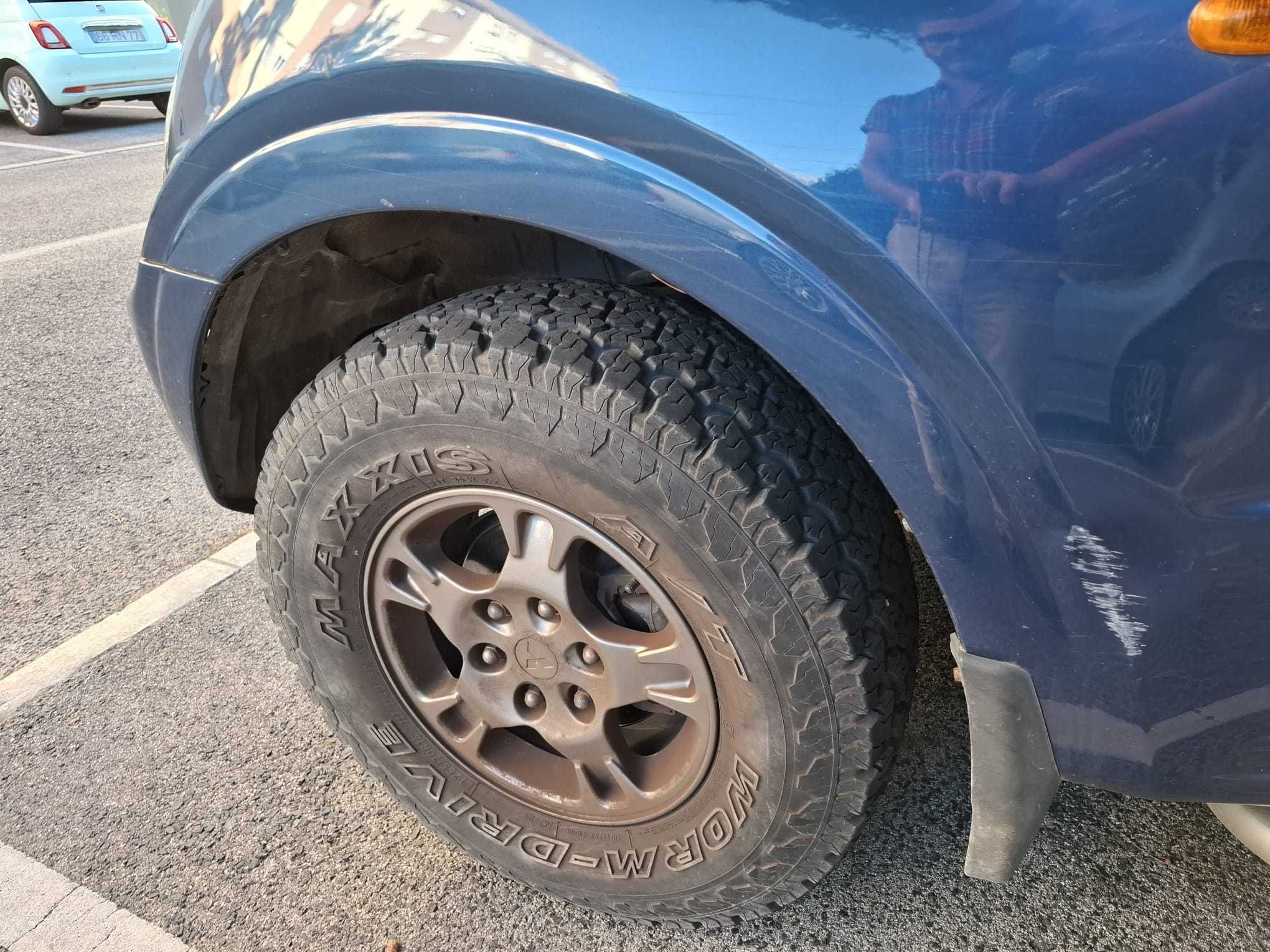 Mitsubishi Pajero 2.5 TDI geração V60