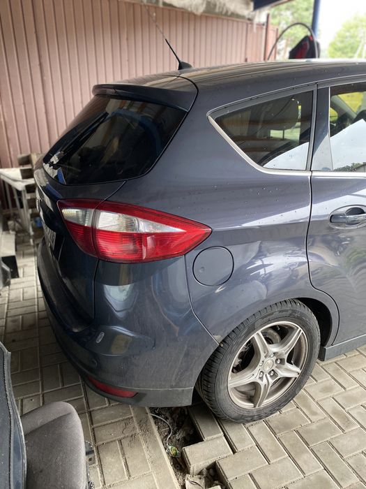 Ford C-Max mk2 форд сі-макс запчастини двигун бампер капот фара крило