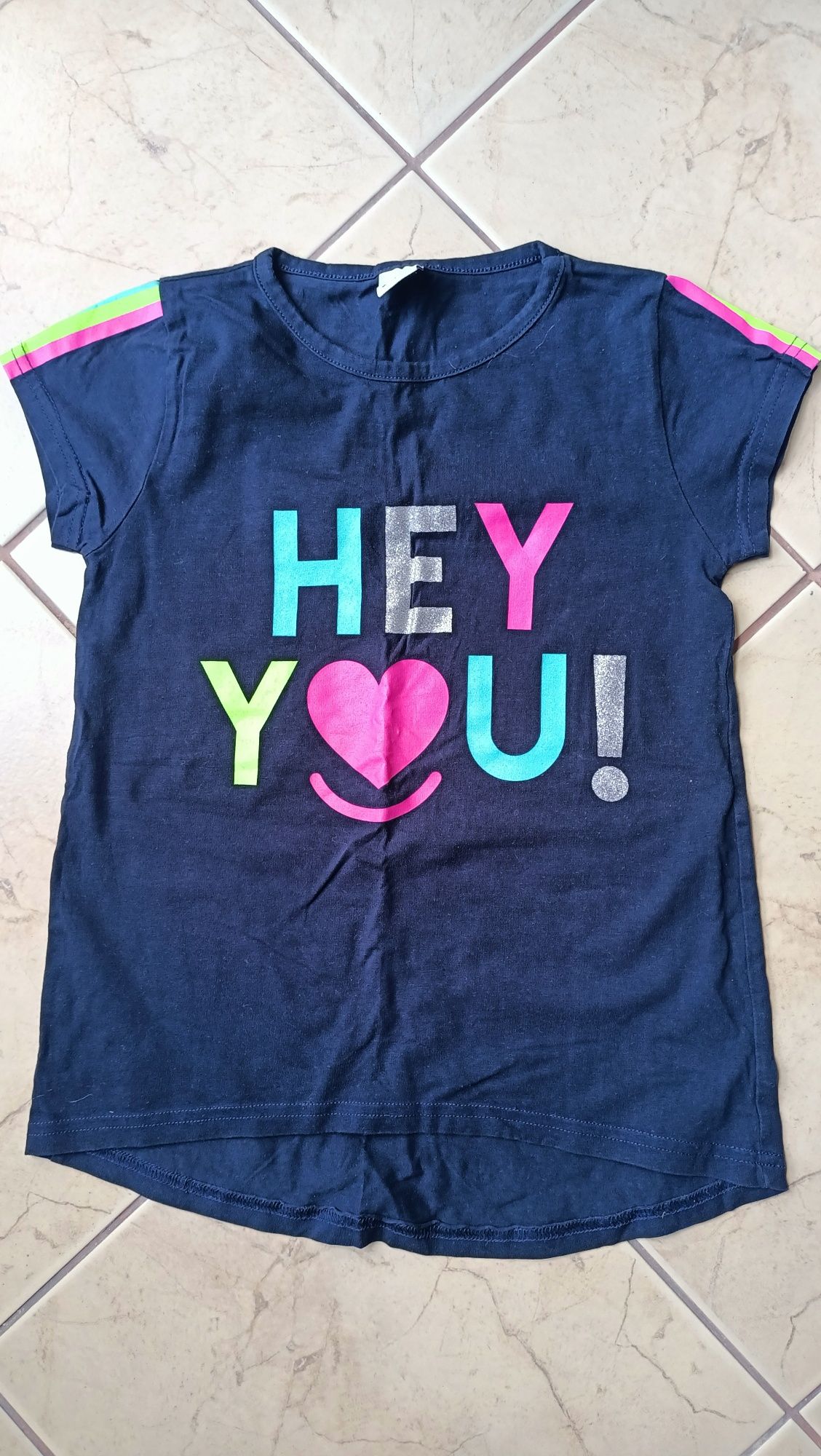 Granatowy t-shirt Hey you! rozm. 134 carmen