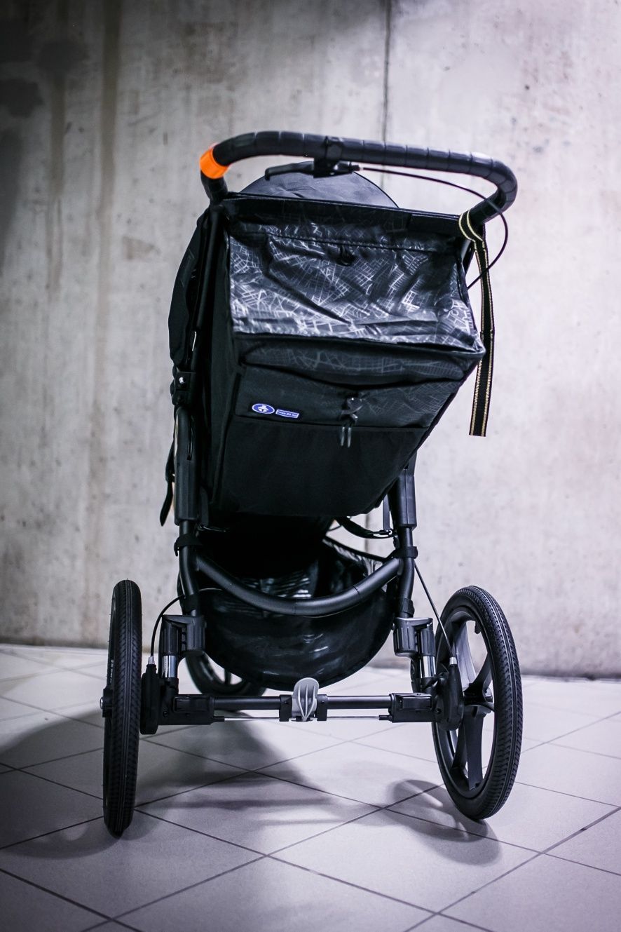 wózek joggingowy spacerówka Baby Jogger Summit X3 Gold Robin Arzon