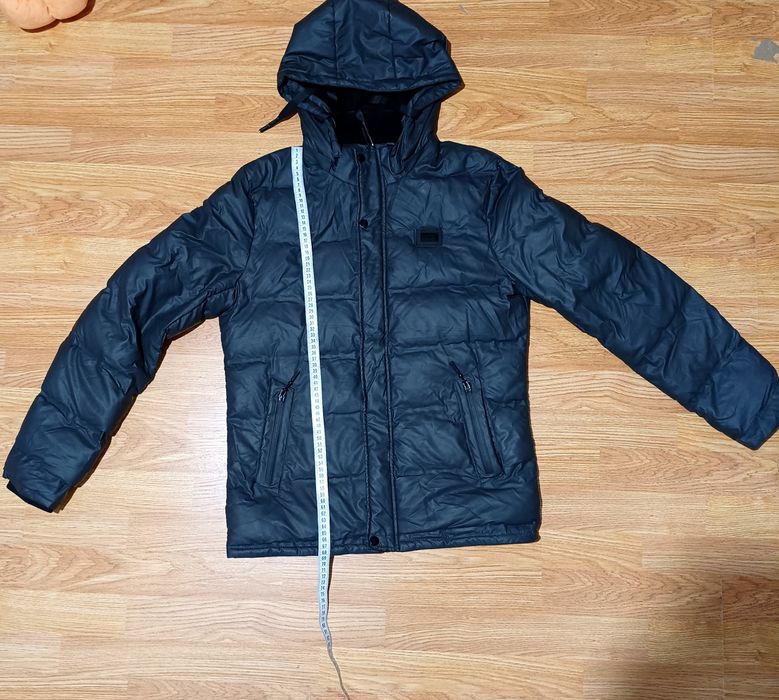 Мужская куртка, теплая без дефектов