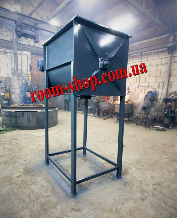 Шнековый смеситель, шнековий змішувач, кормосмеситель, шнек для кормов