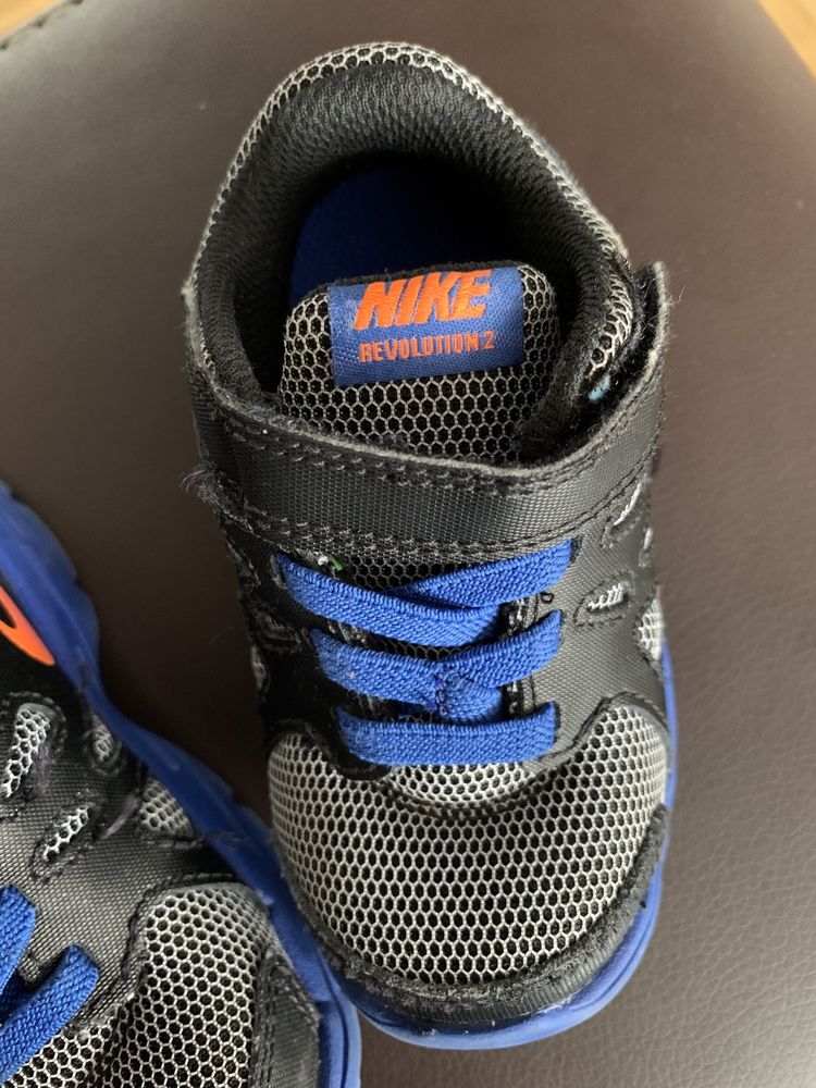 Buty Nike Revolution2, r.22