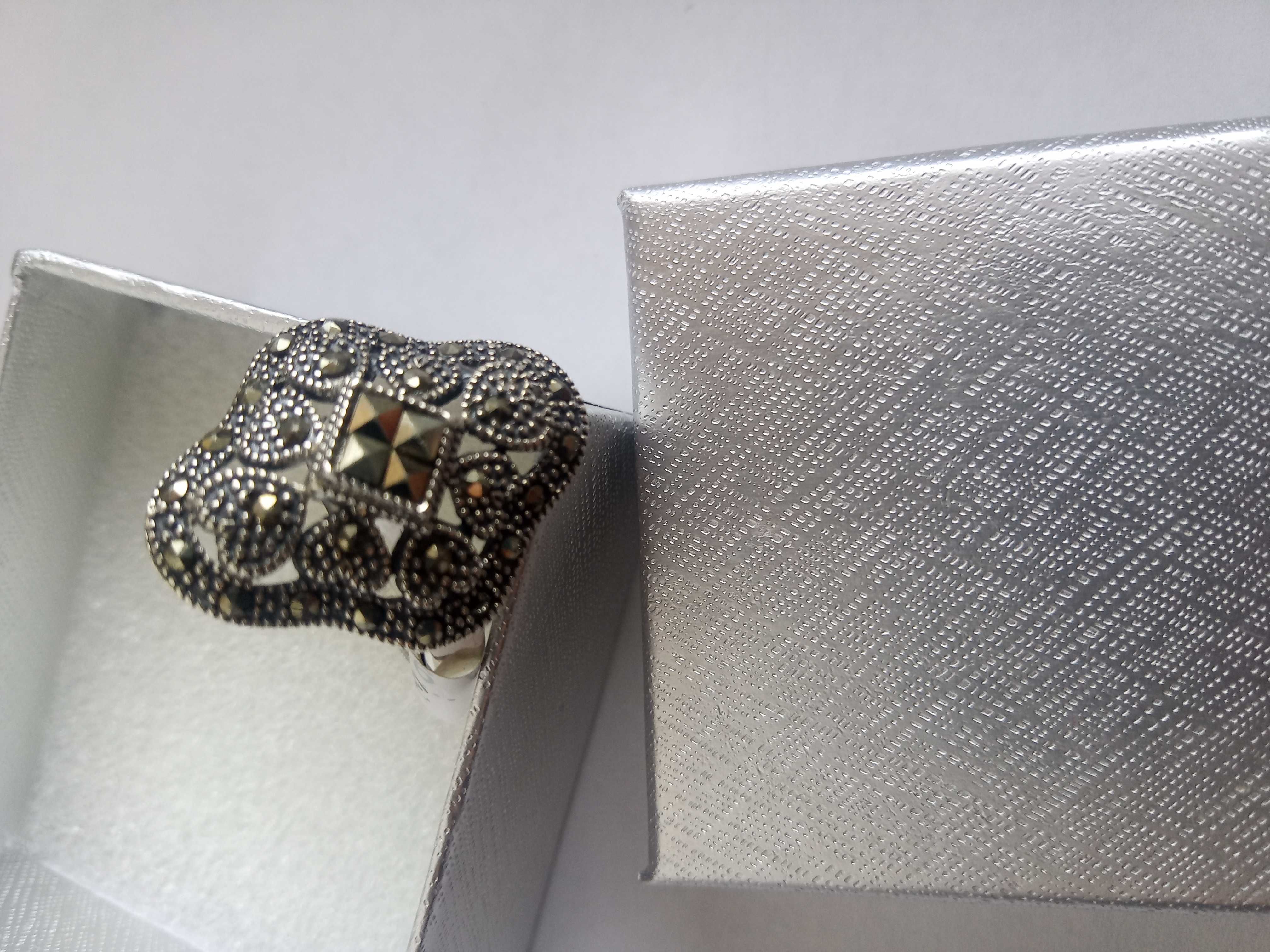 nowy pierścionek srebrny, srebro 925 markazyty w stylu Markiza 18-18,5